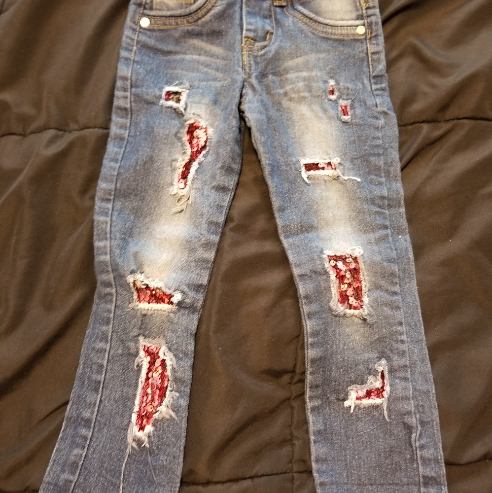 Sequins peek-a-boo jeans